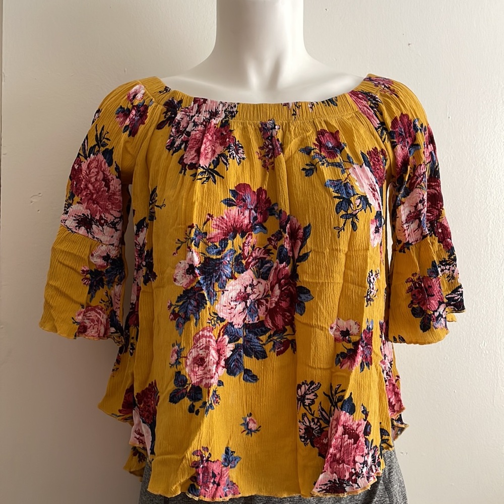KAii Los Angeles blouse size M